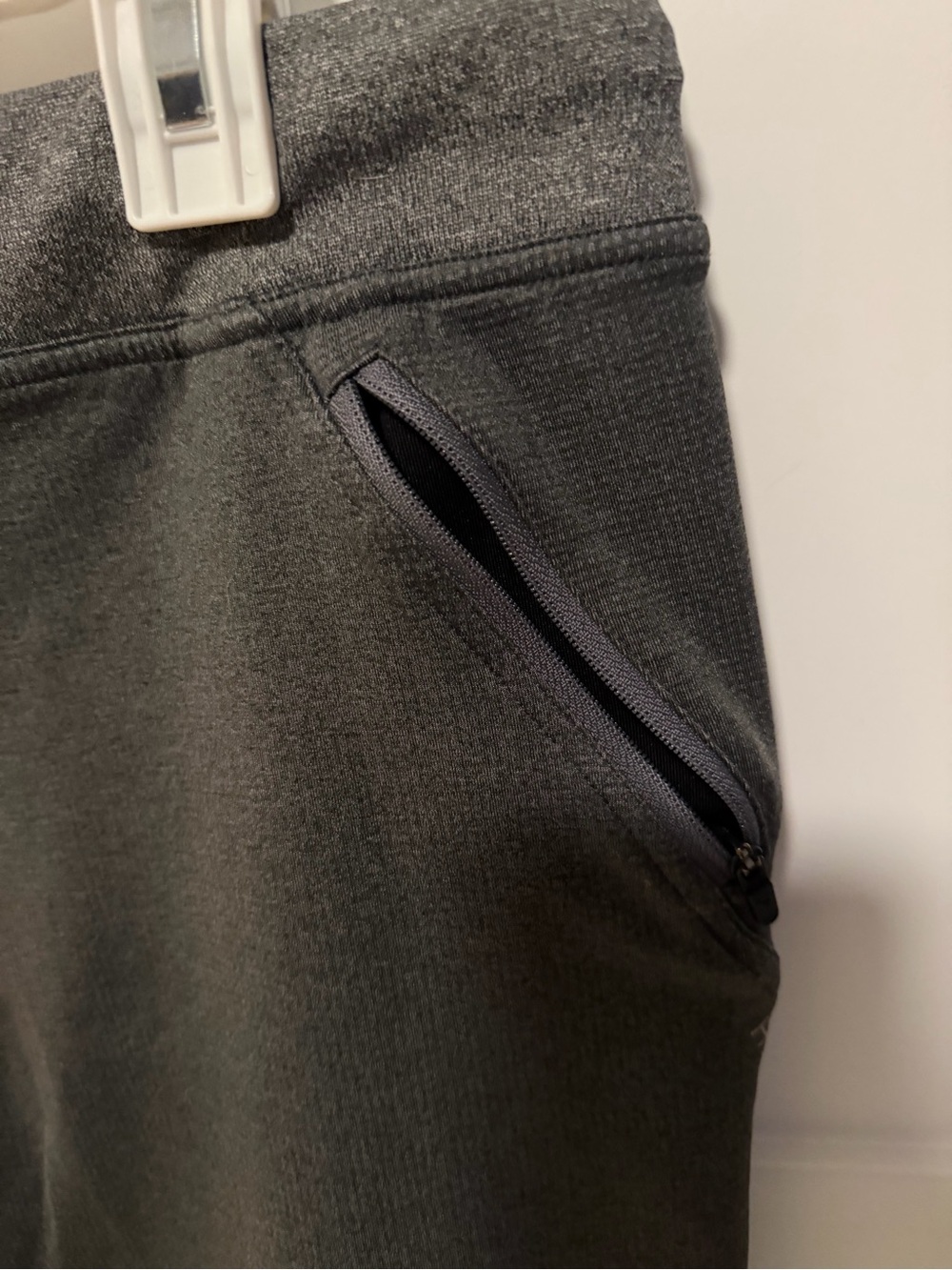 Hylete Charcoal Performance Shorts | Men’s Medium | Athletic Training Shorts - Picture 8 of 9